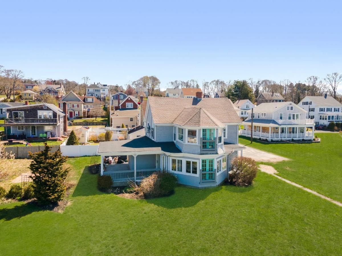 Spacious Coastal Tiverton Waterfront Getaway Cottage Exterior photo